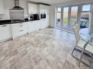 Photo 11- click for photo gallery